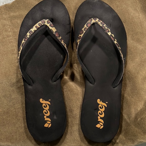 Reef Shoes Reef Leopard Flip Flops Poshmark